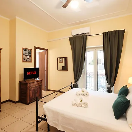 Apartmán Colosseum 3 & 4 Bathrooms With Garden *