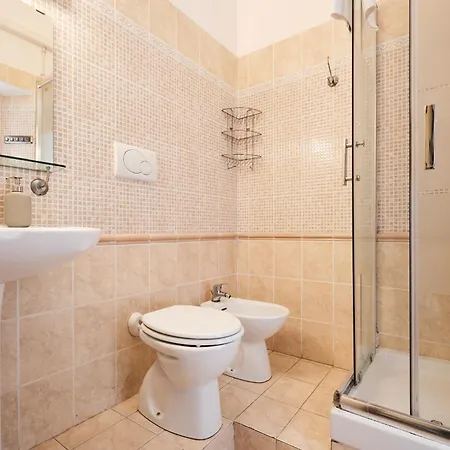 Apartmán Colosseum 3 & 4 Bathrooms With Garden